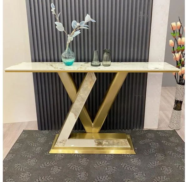 ENTRANCE TABLE
