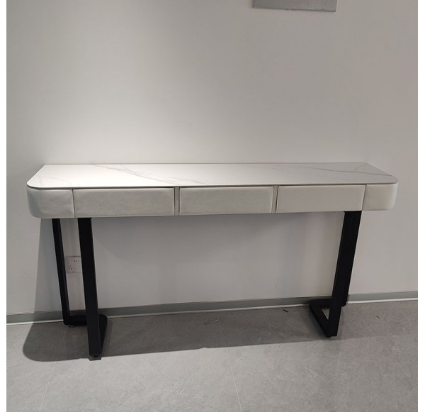 ENTRANCE TABLE