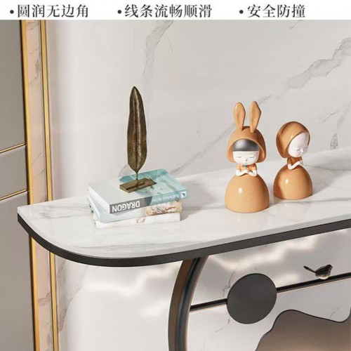 ENTRANCE TABLE