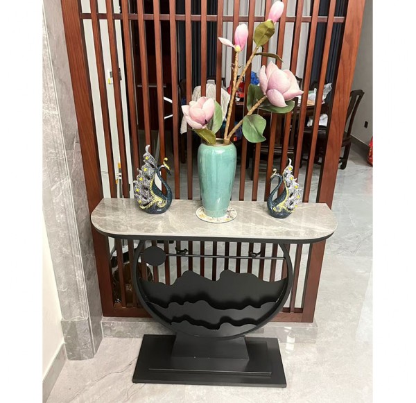ENTRANCE TABLE