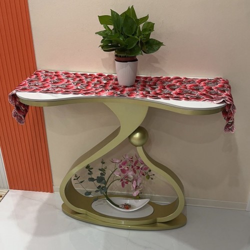 ENTRANCE TABLE