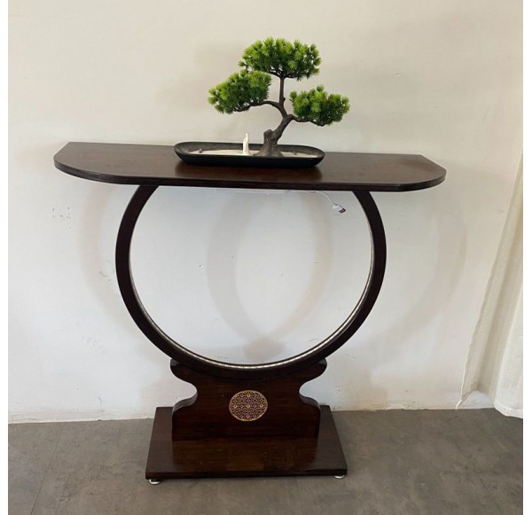 ENTRANCE TABLE